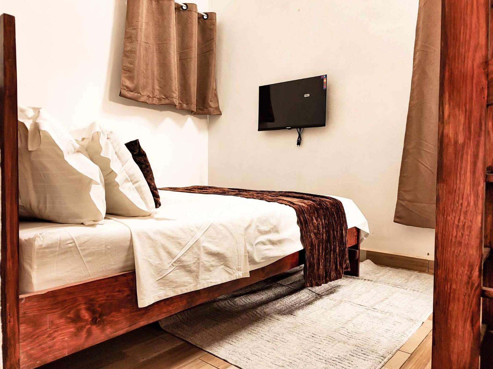 M'Serenity Guest House أنتاناناريفو المظهر الخارجي الصورة