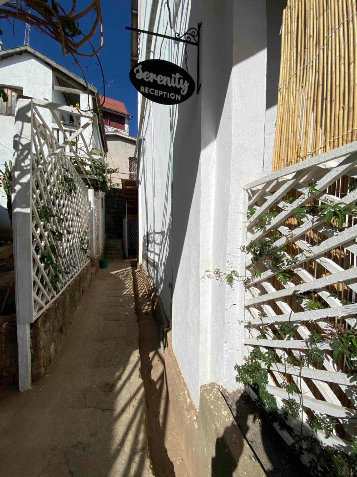 M'Serenity Guest House أنتاناناريفو المظهر الخارجي الصورة