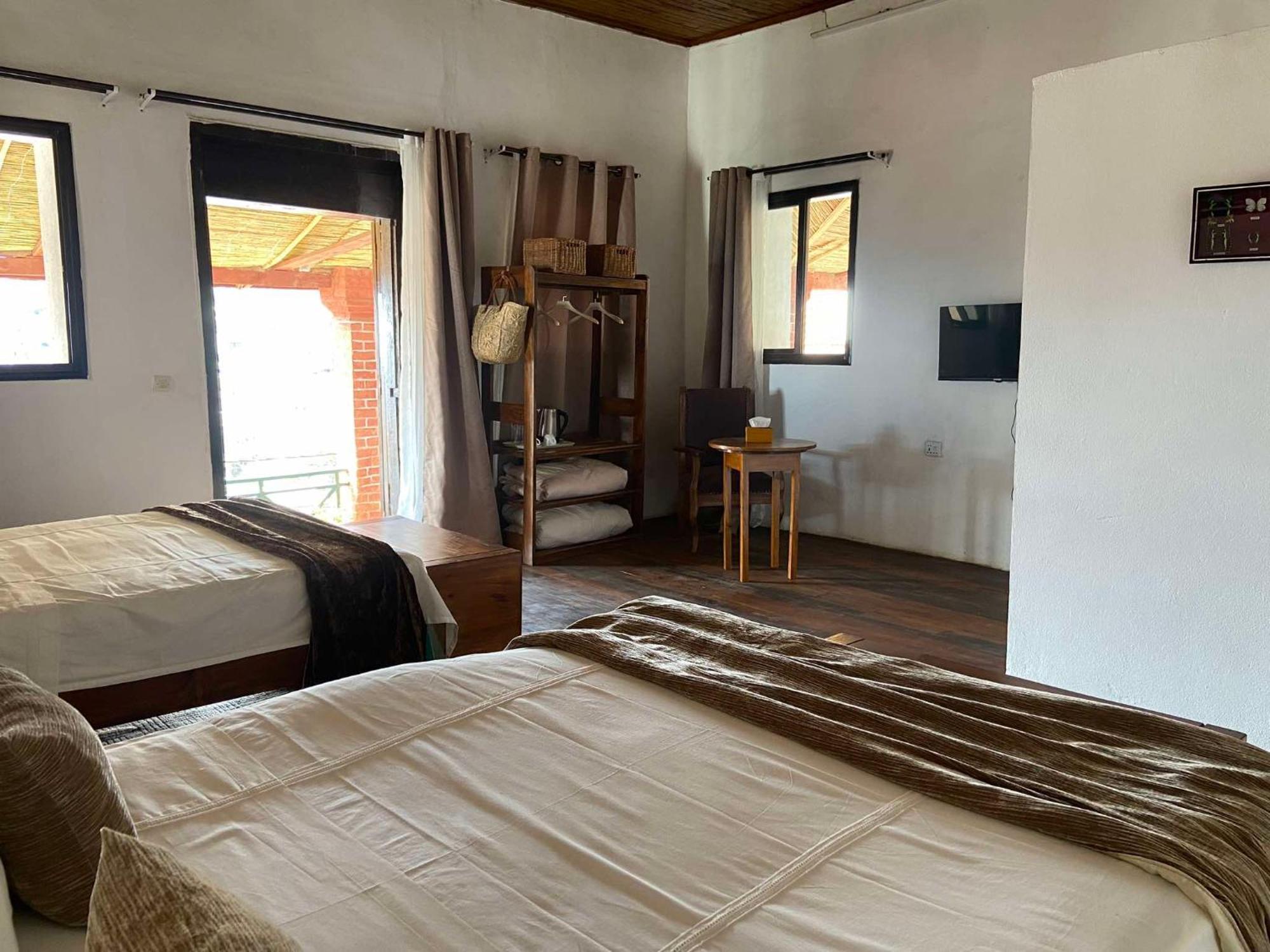 M'Serenity Guest House أنتاناناريفو المظهر الخارجي الصورة
